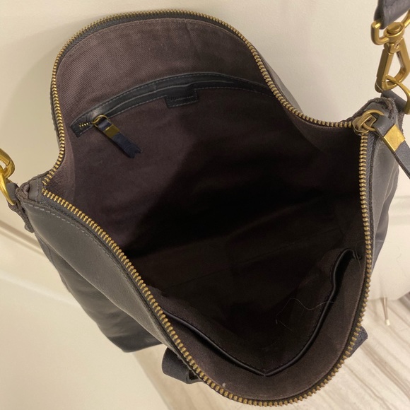 EUC Madewell Navy Blue Leather Medium Zip Top Crossbody Transport Tote Bag - Picture 4 of 5